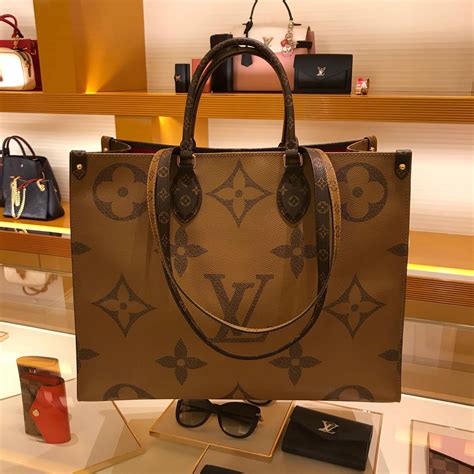 lv purse price in india